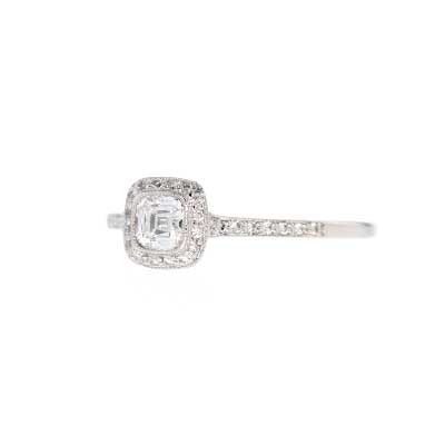 TIFFANY&Co. ティファニー ルシダ リング ダイヤ0.33ct E-VVS1