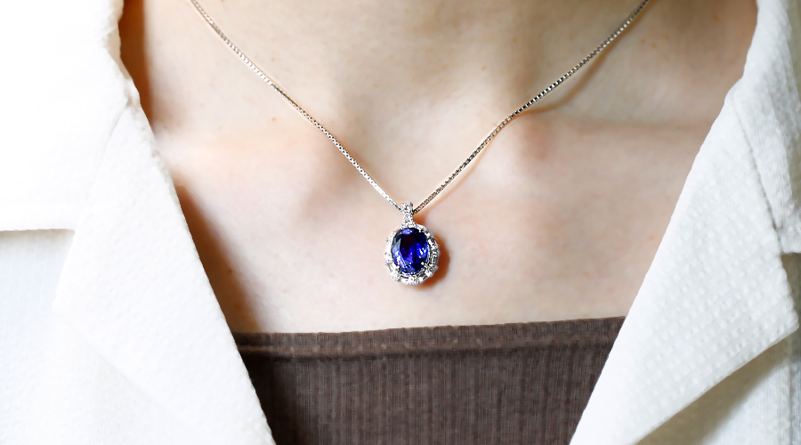 タンザナイト ネックレス 4.8ct プラチナ 第三者機関 鑑別書付