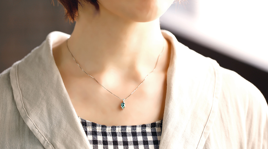 ブルーダイヤモンド ネックレス 0.8ct FANCY DEEP GREEN BLUE