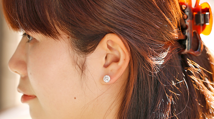 ダイヤモンド ピアス 片耳用 2.061ct G I2 GOOD プラチナ 中央