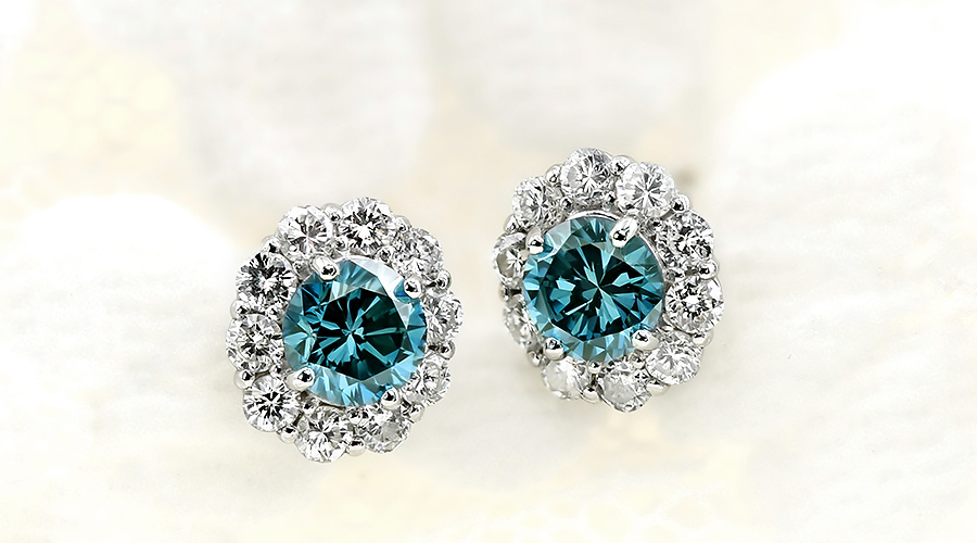 ブルーダイヤモンド ピアス 0.6ct(Total) VS1～2 FANCY DEEP