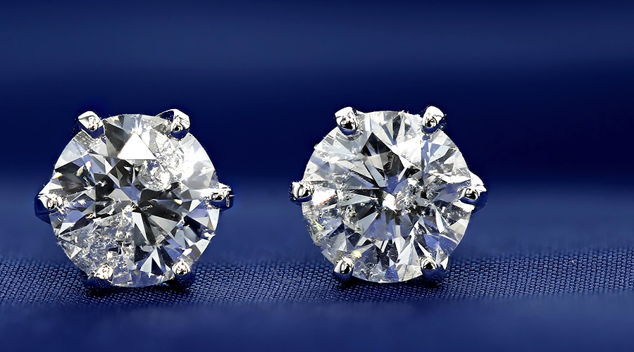 究極??高品質  計2.28ct ダイヤモンド　ピアス　au75036 究極??高品質 計2.28ct ダイヤモンド ピアス au75036
