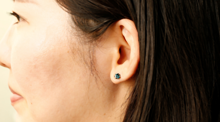 ブルーダイヤモンド ピアス 片耳用 0.4ct FANCY BLUE GREEN/FANCY DEEP