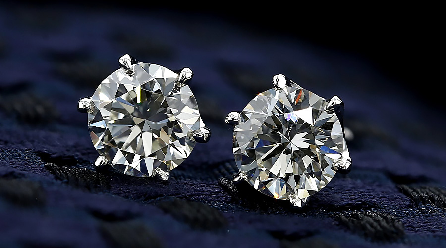 【新品】 天然ダイヤモンドピアス 計0. 943ct 約1カラット 中央宝石 K18ダイヤモンド ボディピアス・軟骨ピアス（中央宝石研究所