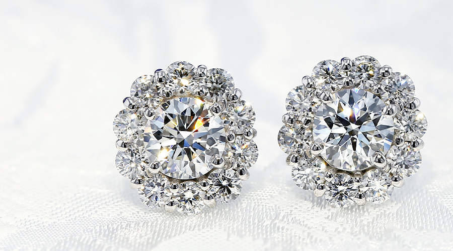 ダイヤモンド ピアス 0.8ct(Total) D VVS1～VVS2 3EX H&C プラチナ