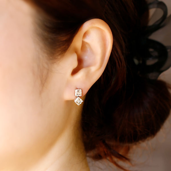 ダイヤモンド ピアス 4ct(Total) L SI1～SI2 スクエアエメラルドカット