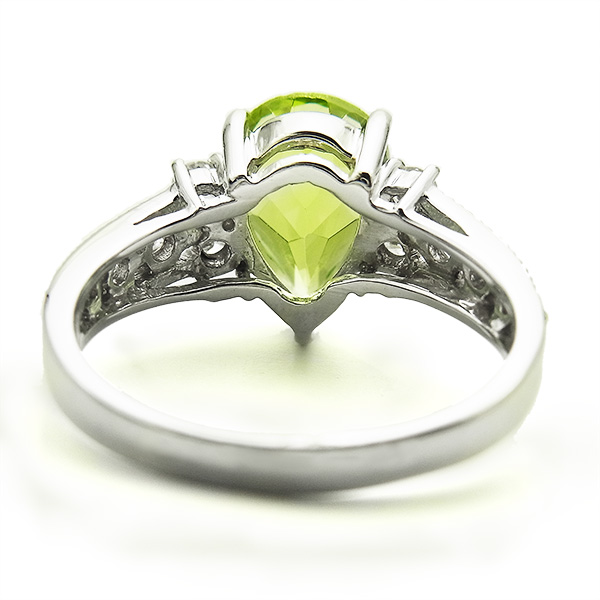 ペリドット リング 2.0～2.3ct ペアシェイプカット K18WG