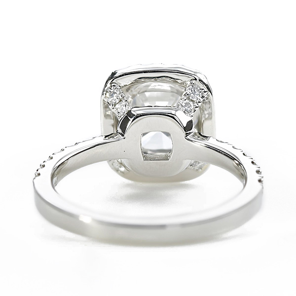 ダイヤモンド リング 2.01ct VVS1-E-クッションカット 脇石0.6ct