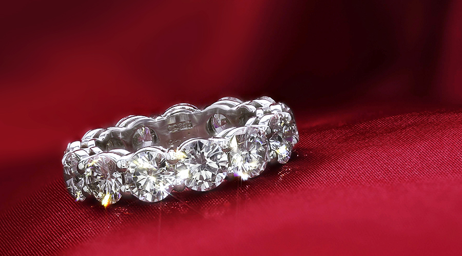 ダイヤモンド フルエタニティリング 7ct(Total)/13石 D～H VVS2