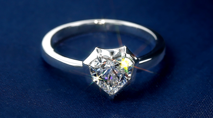 ダイヤモンド リング 1ct D FL ハート ブリリアント カット プラチナ