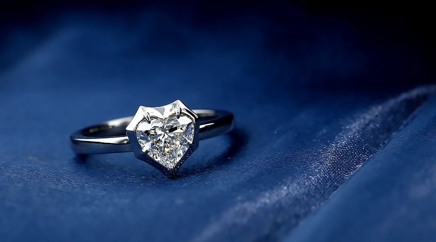 ダイヤモンド リング 1ct D FL ハート ブリリアント カット プラチナ 