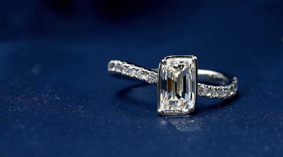 ダイヤモンド リング 1.5ct H VS2 フレームカット プラチナ GIA 鑑定