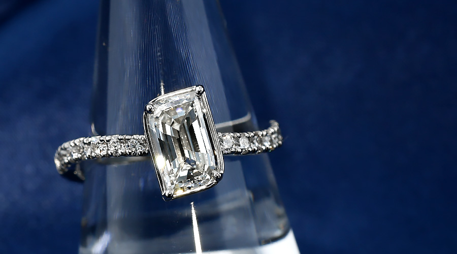 ダイヤモンド リング 1.5ct H VS2 フレームカット プラチナ GIA 鑑定