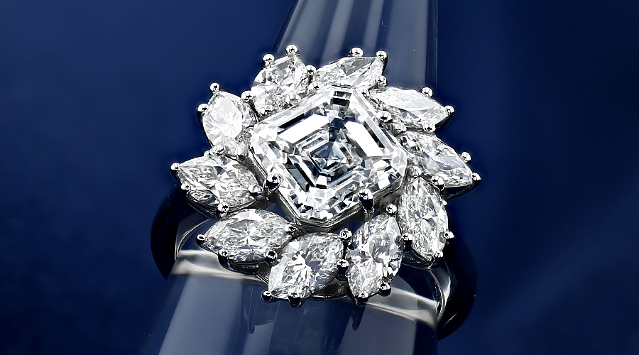 ダイヤモンド リング 3.2ct F IF スクエアエメラルドカット プラチナ