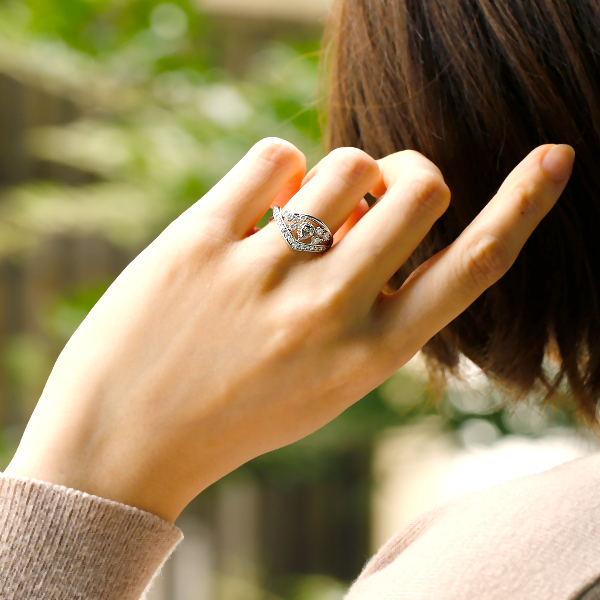 カメレオンダイヤモンド リング 0.091ct SI2 FANCY DARK GRAY