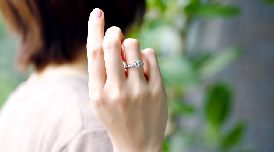 ダイヤモンド リング 0.8ct D SI1 3EX プラチナ GIA 鑑定書付