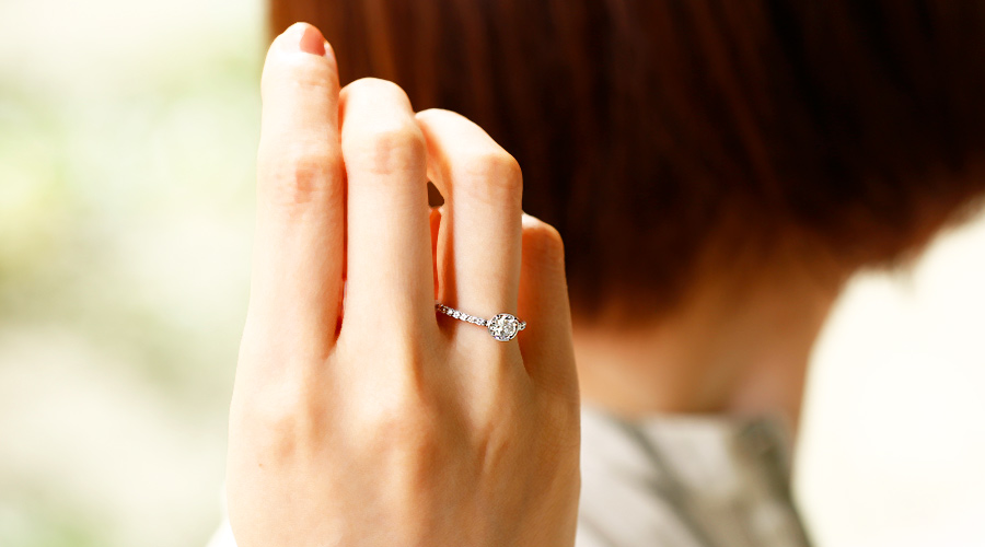 鑑定済み イギリス 本物 素敵 ダイヤモンド リング 指輪 ダイヤモンドリング D 1.025ct E-SI1-VG 0.95ct Pt900 中央宝石