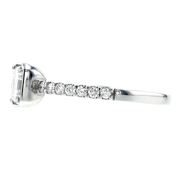 ダイヤモンド リング 0.9ct F SI1 エメラルドカット プラチナ 中央宝石